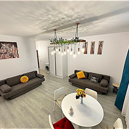 Hezo Sunshine Studio And Apartment Нэводари Экстерьер фото