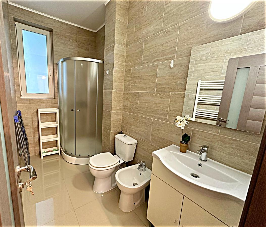 Hezo Sunshine Studio And Apartment Нэводари Экстерьер фото